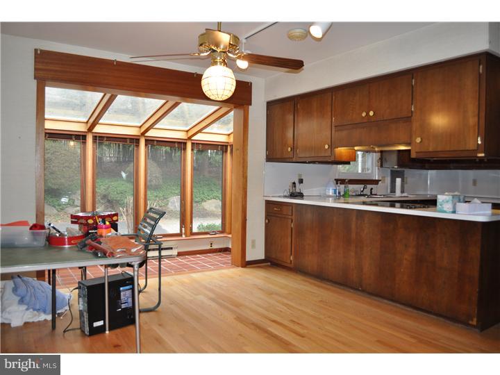 178 Grubb Road Malvern, PA 19355 - Photo 8 of 14 Kitchen
