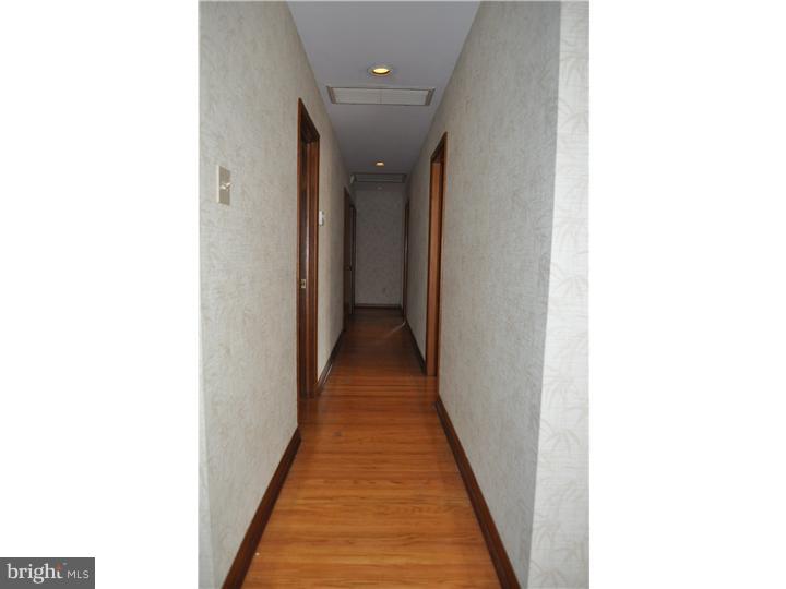178 Grubb Road Malvern, PA 19355 - Photo 10 of 14 Hallway