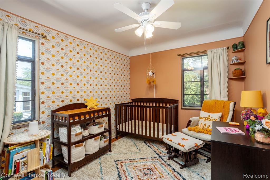 414 Lothrop Road Grosse Pointe Farms, MI 48236 - Photo 12 of 36
