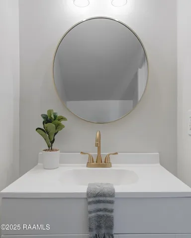 $1,300 | 121 Courtney Drive, Duson, LA 70529