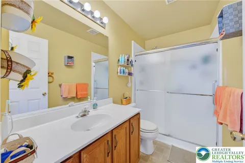$339,000 | 120 North Oak Street, Freemansburg, PA 18017