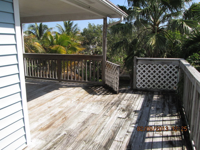 3945 Mary Road Big Pine Key, FL 33043 - Photo 20 of 23 Rear deck