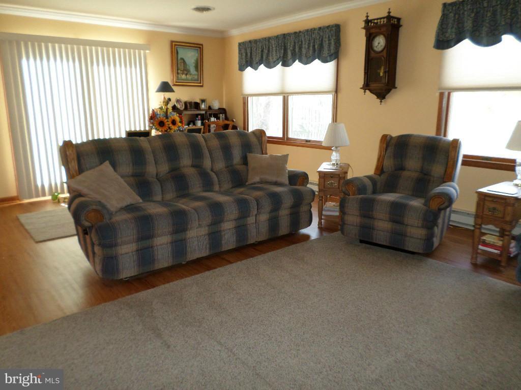 3212 Niner Road Finksburg, MD 21048 - Photo 12 of 30 Family Room