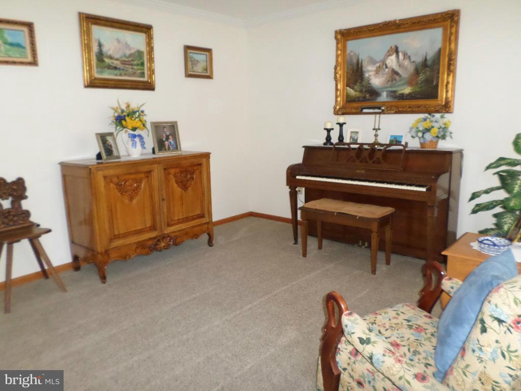 3212 Niner Road Finksburg, MD 21048 - Photo 14 of 30 Living Room