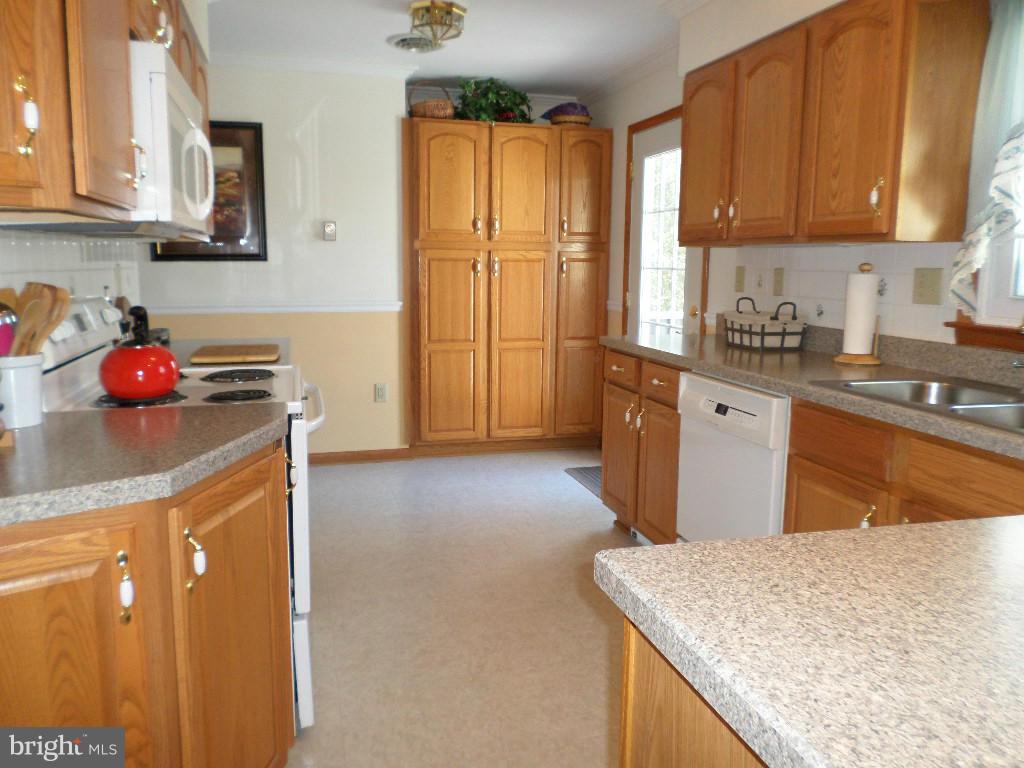 3212 Niner Road Finksburg, MD 21048 - Photo 4 of 30 Kitchen