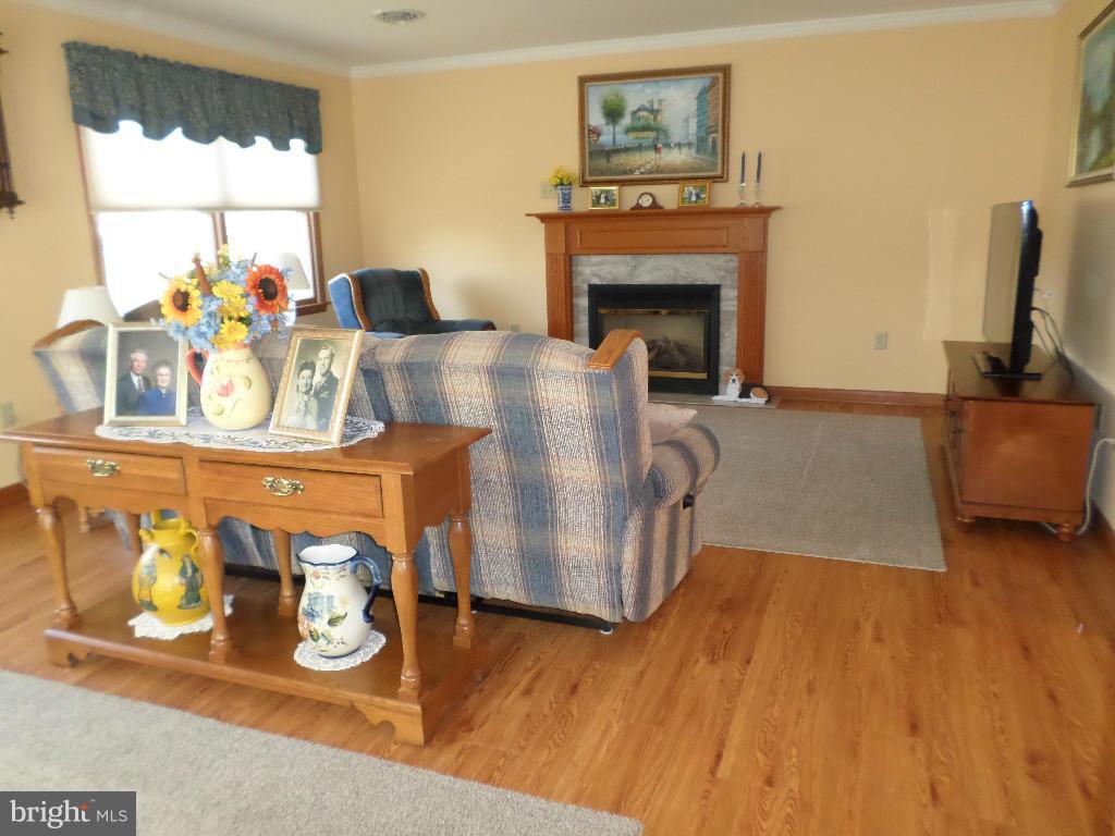 3212 Niner Road Finksburg, MD 21048 - Photo 10 of 30 Family Room