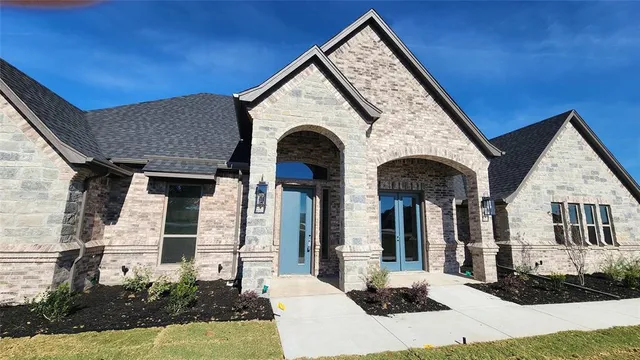 $645,000 | 1017 Paradise Parkway, Poolville, TX 76487