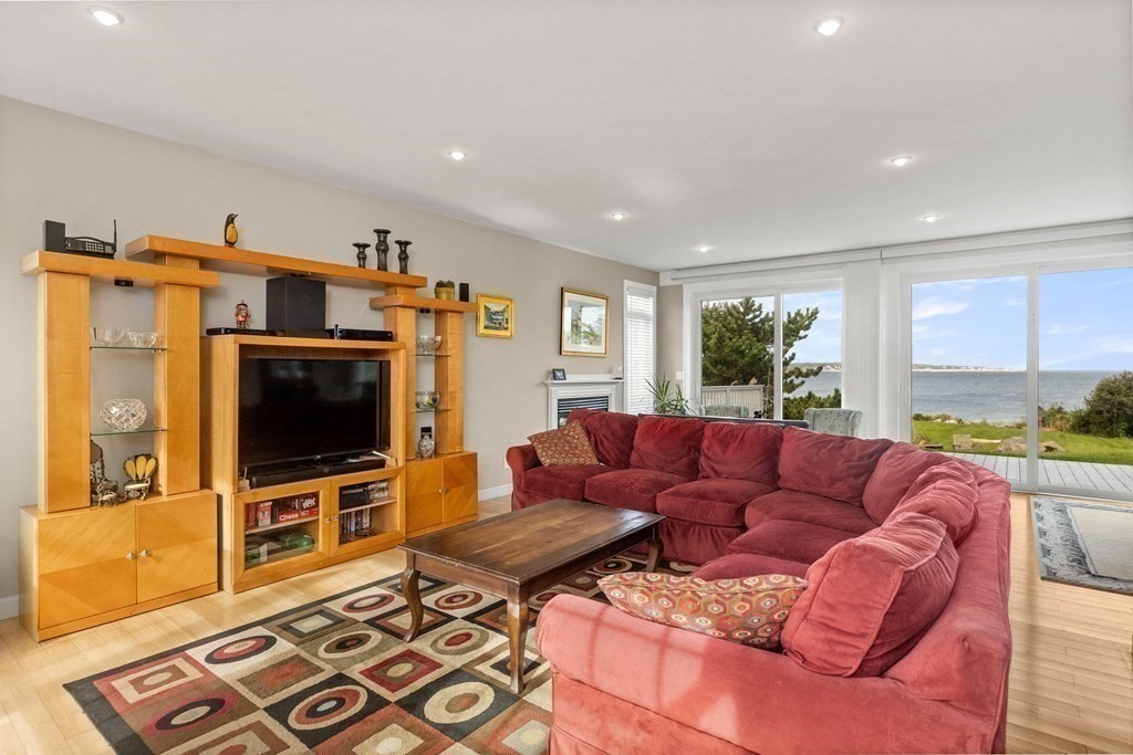 7 Gap Head Road Rockport, MA 01966 - Photo 11 of 37 Gallery Image 11
