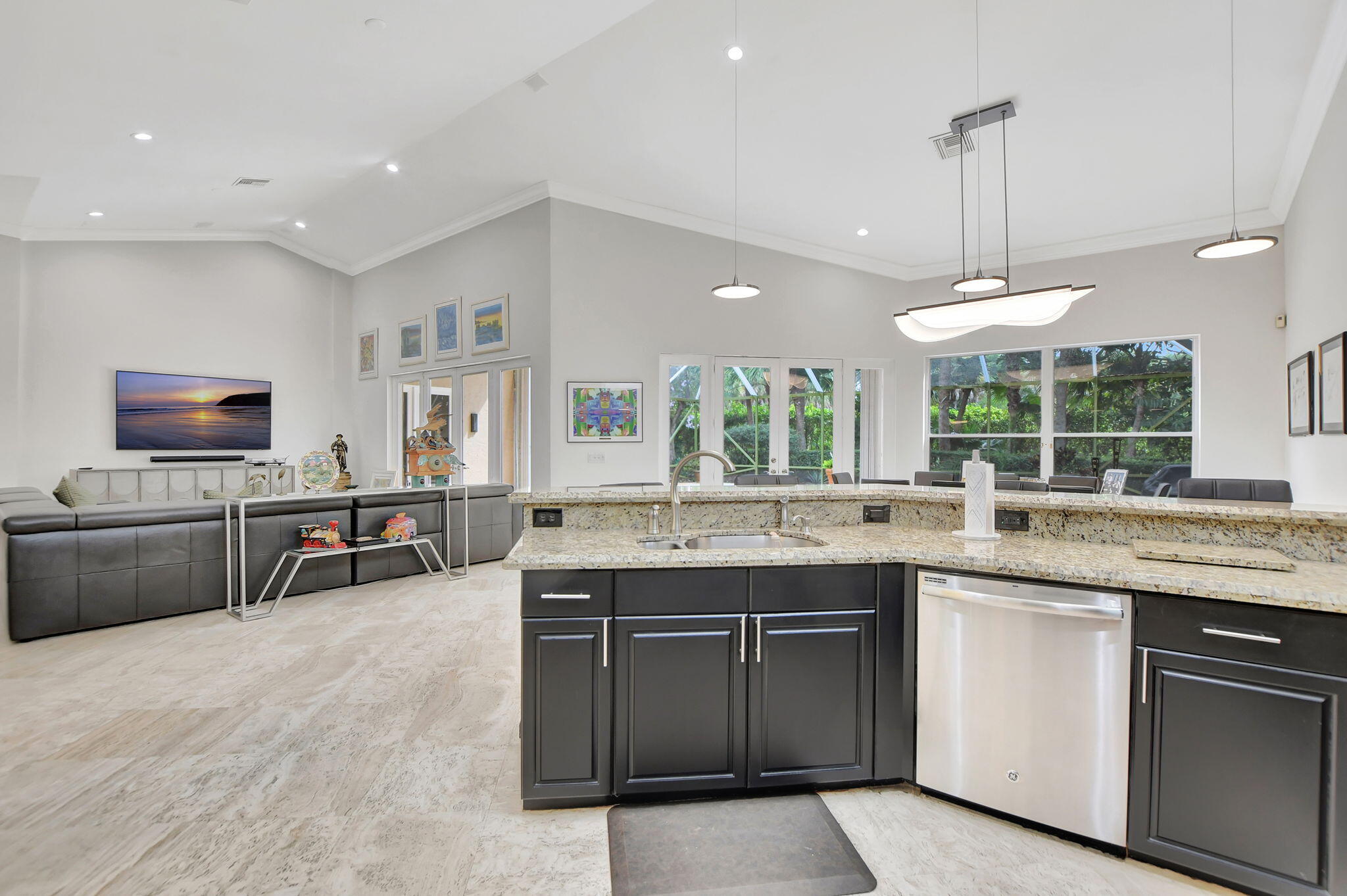 7636 Dorchester Road Boynton Beach, FL 33472 - Photo 12 of 58 Kitchen