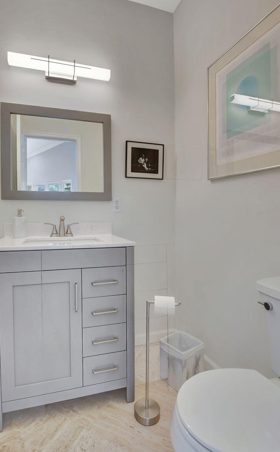 7636 Dorchester Road Boynton Beach, FL 33472 - Photo 16 of 58 Half Bathroom