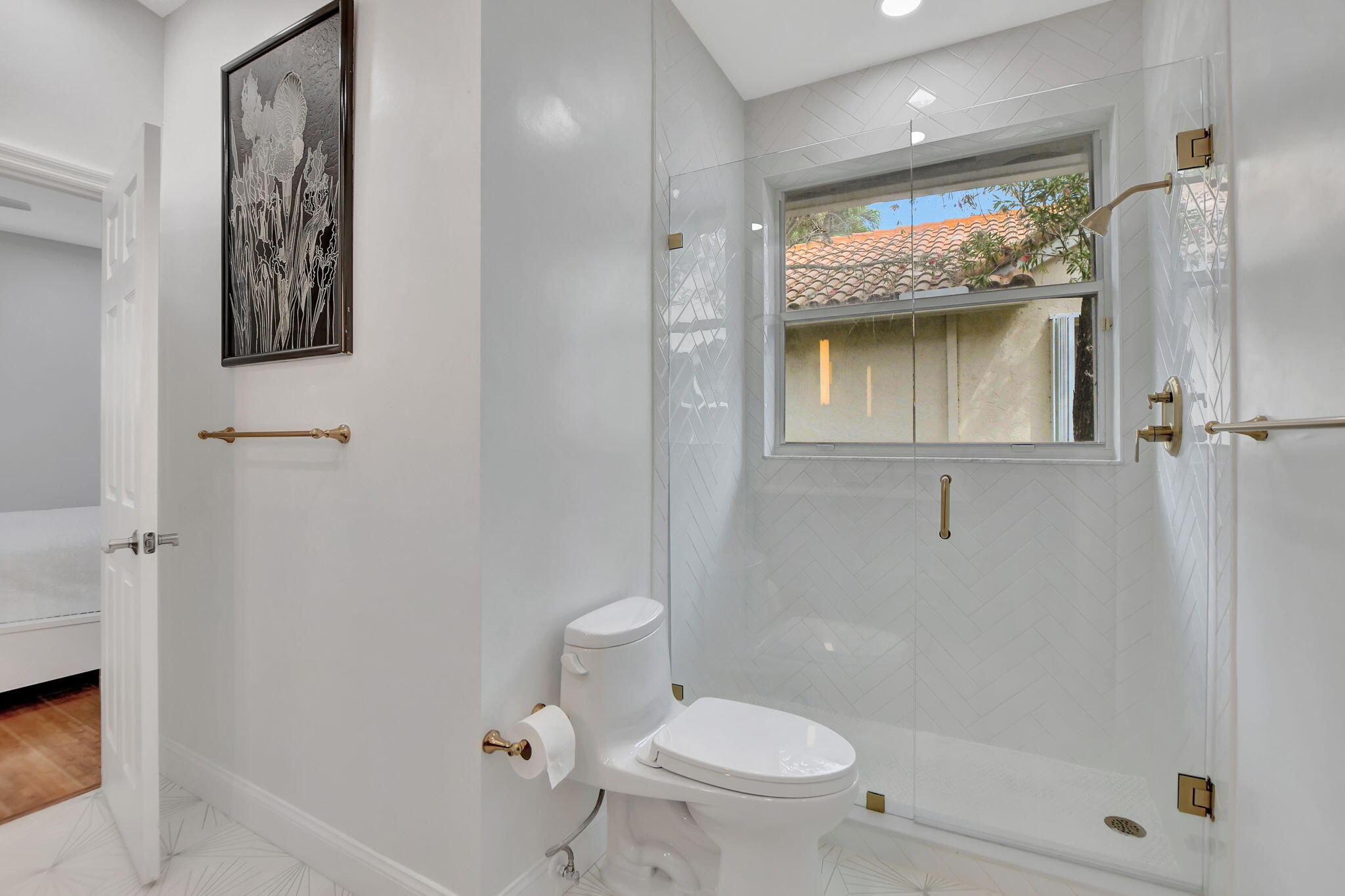 7636 Dorchester Road Boynton Beach, FL 33472 - Photo 31 of 58 Second Full Bathroom