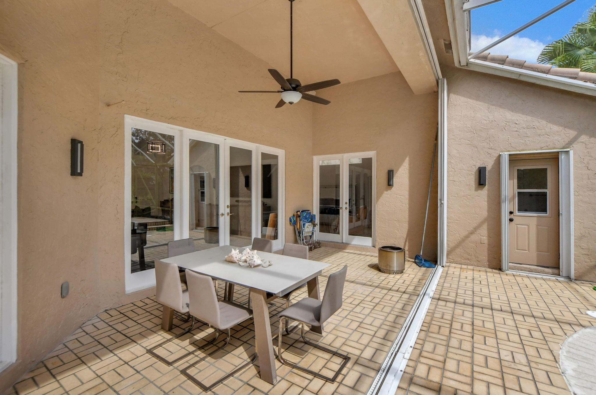 7636 Dorchester Road Boynton Beach, FL 33472 - Photo 34 of 58 Patio/Pool Area