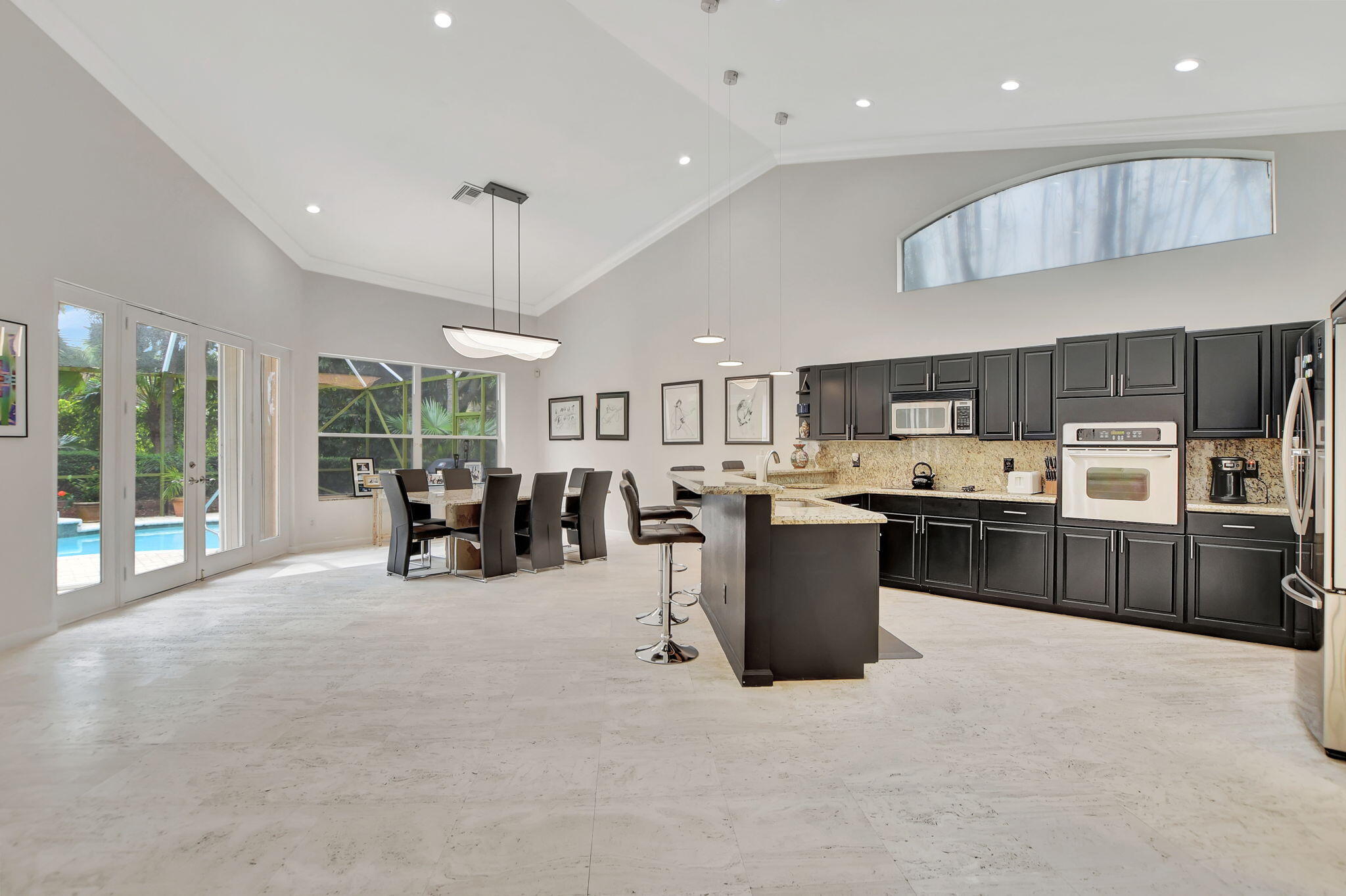 7636 Dorchester Road Boynton Beach, FL 33472 - Photo 10 of 58 Kitchen/Dining