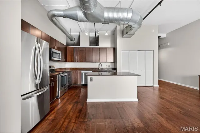 $200,000 | 1501 Locust Street, Unit 608, St. Louis, MO 63103