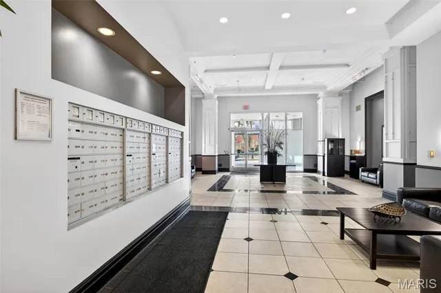 $200,000 | 1501 Locust Street, Unit 608, St. Louis, MO 63103