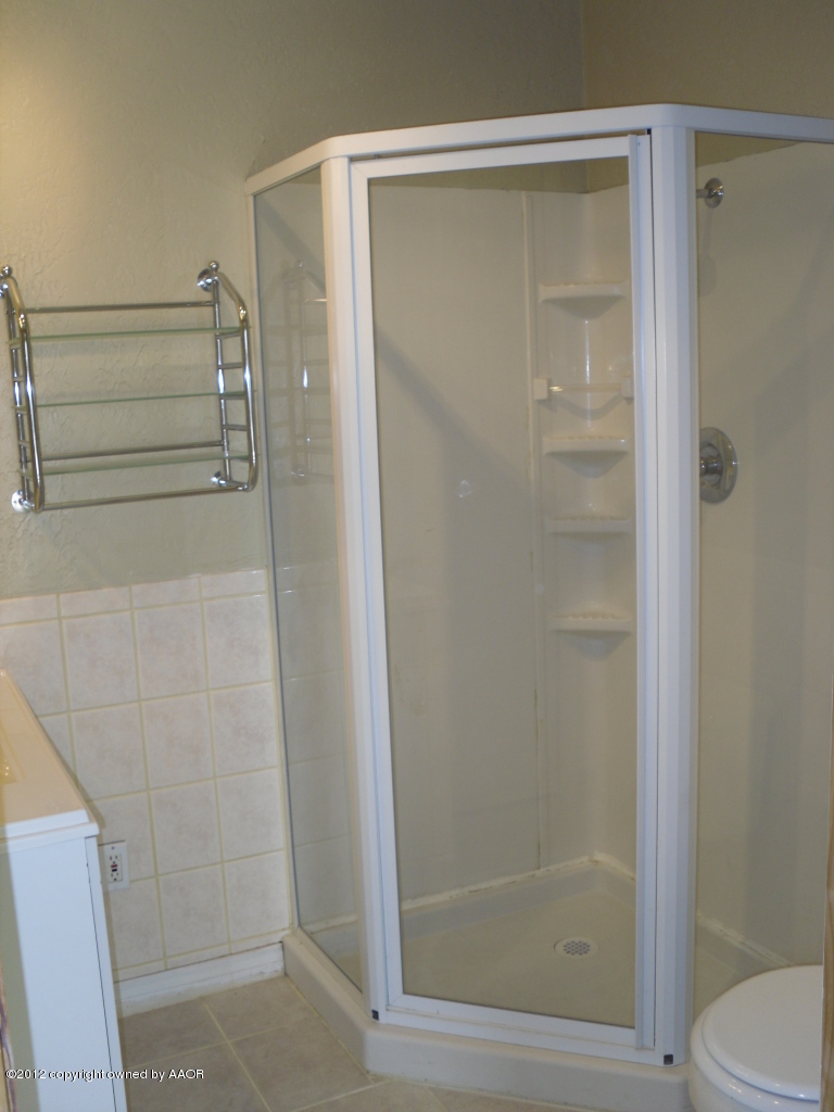 4011 Bowie Street Amarillo, TX 79110 - Photo 7 of 10 Master Bath Shower