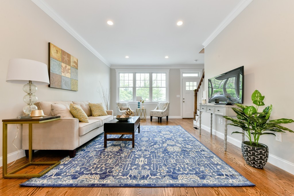 50 Lenglen Road, Unit 1 Newton, MA 02458 - Photo 3 of 22 Gallery Image 3