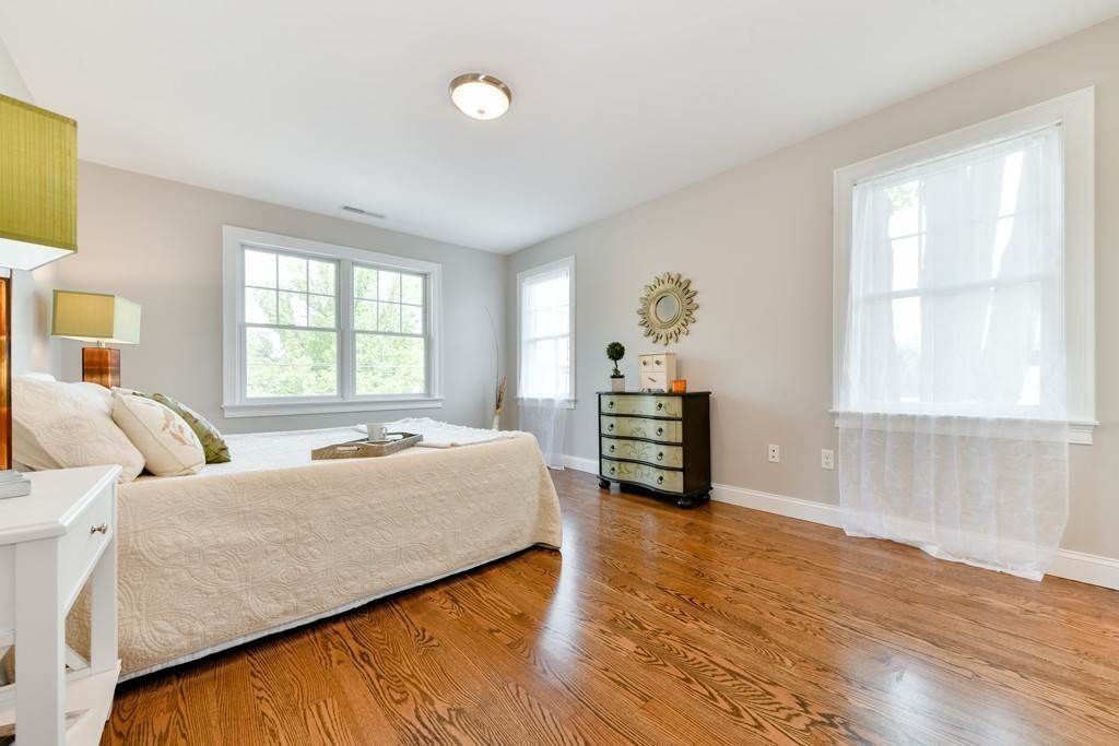 50 Lenglen Road, Unit 1 Newton, MA 02458 - Photo 9 of 22 Gallery Image 9