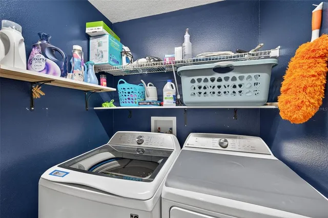 $325,000 | 2326 Potomac Mark Place, Ruskin, FL 33570