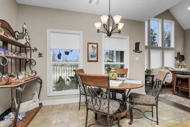 $943,500 | 159 East Double Crk Road, Willis, TX 77378