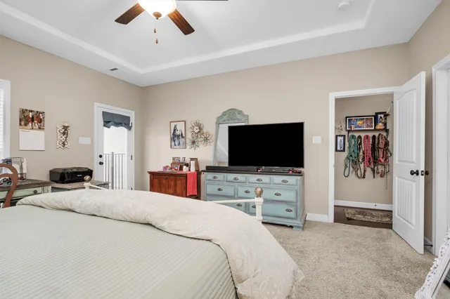 $943,500 | 159 East Double Crk Road, Willis, TX 77378