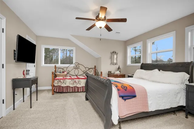 $943,500 | 159 East Double Crk Road, Willis, TX 77378