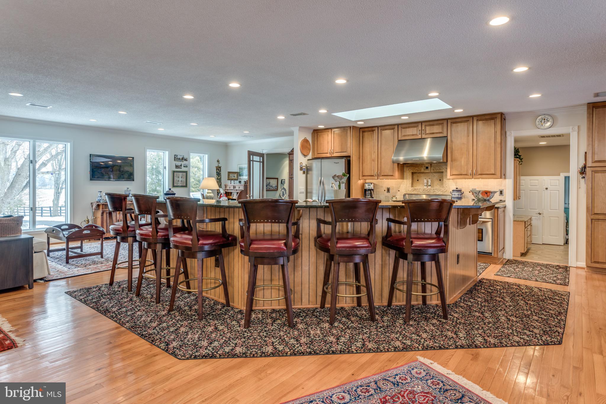 360 Glendobbin Road Winchester, VA 22603 - Photo 7 of 77 Open-concept living with hardwood floors