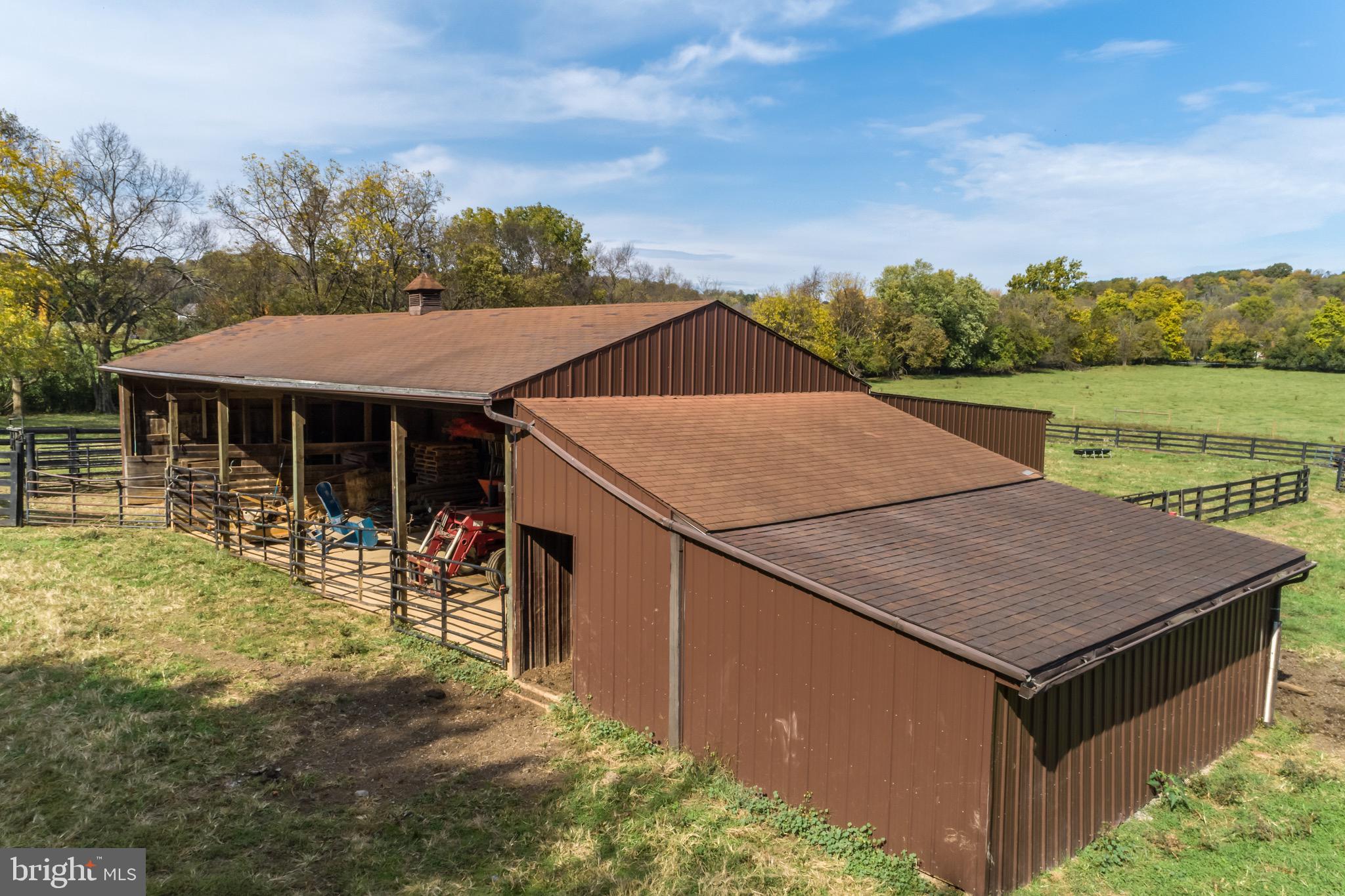 360 Glendobbin Road Winchester, VA 22603 - Photo 70 of 77 View of the barn