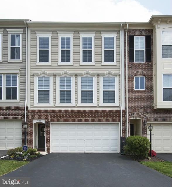 9131 Ribbon Falls Loop Bristow, VA 20136 - Photo 1 of 30 2 Car Garage