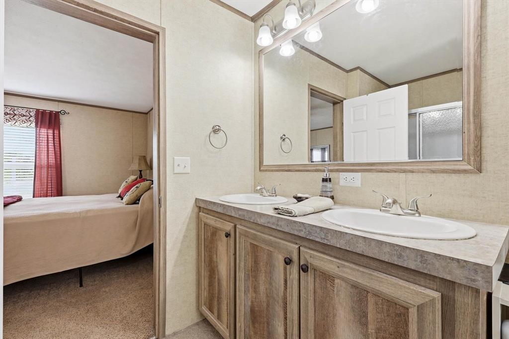 469 Emily Lane Van Alstyne, TX 75495 - Photo 14 of 27