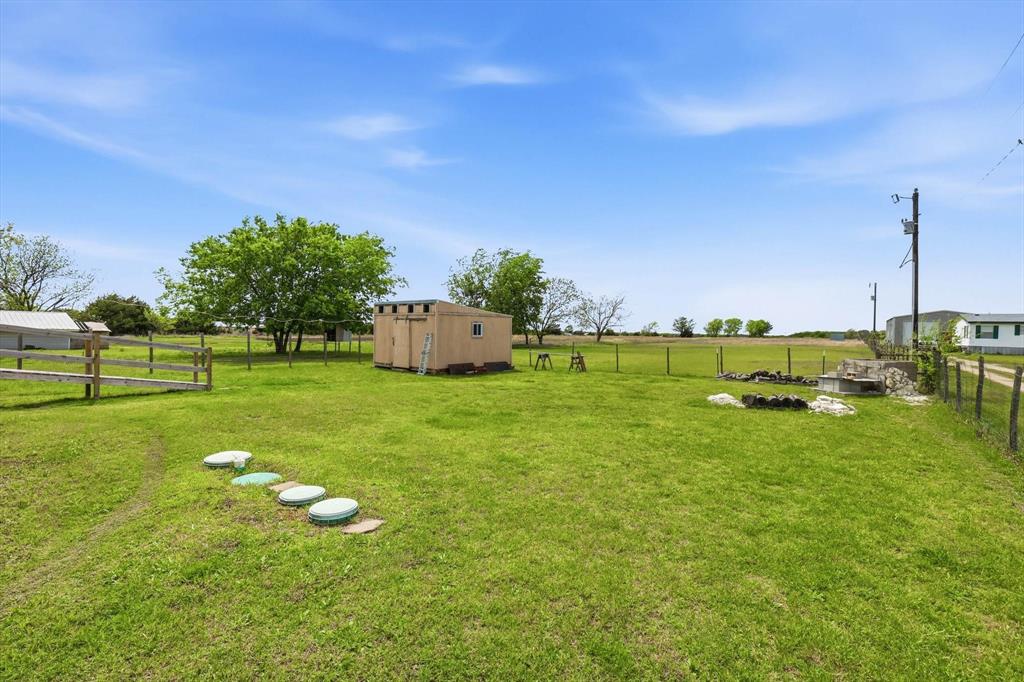 469 Emily Lane Van Alstyne, TX 75495 - Photo 23 of 27