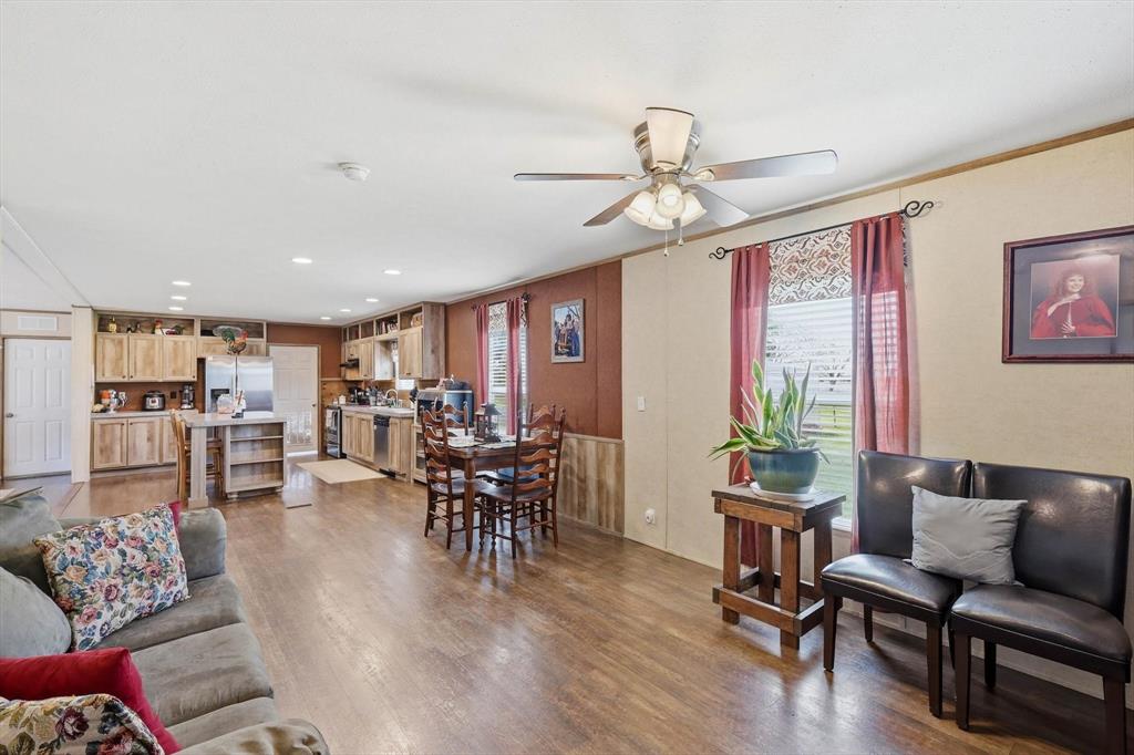 469 Emily Lane Van Alstyne, TX 75495 - Photo 5 of 27