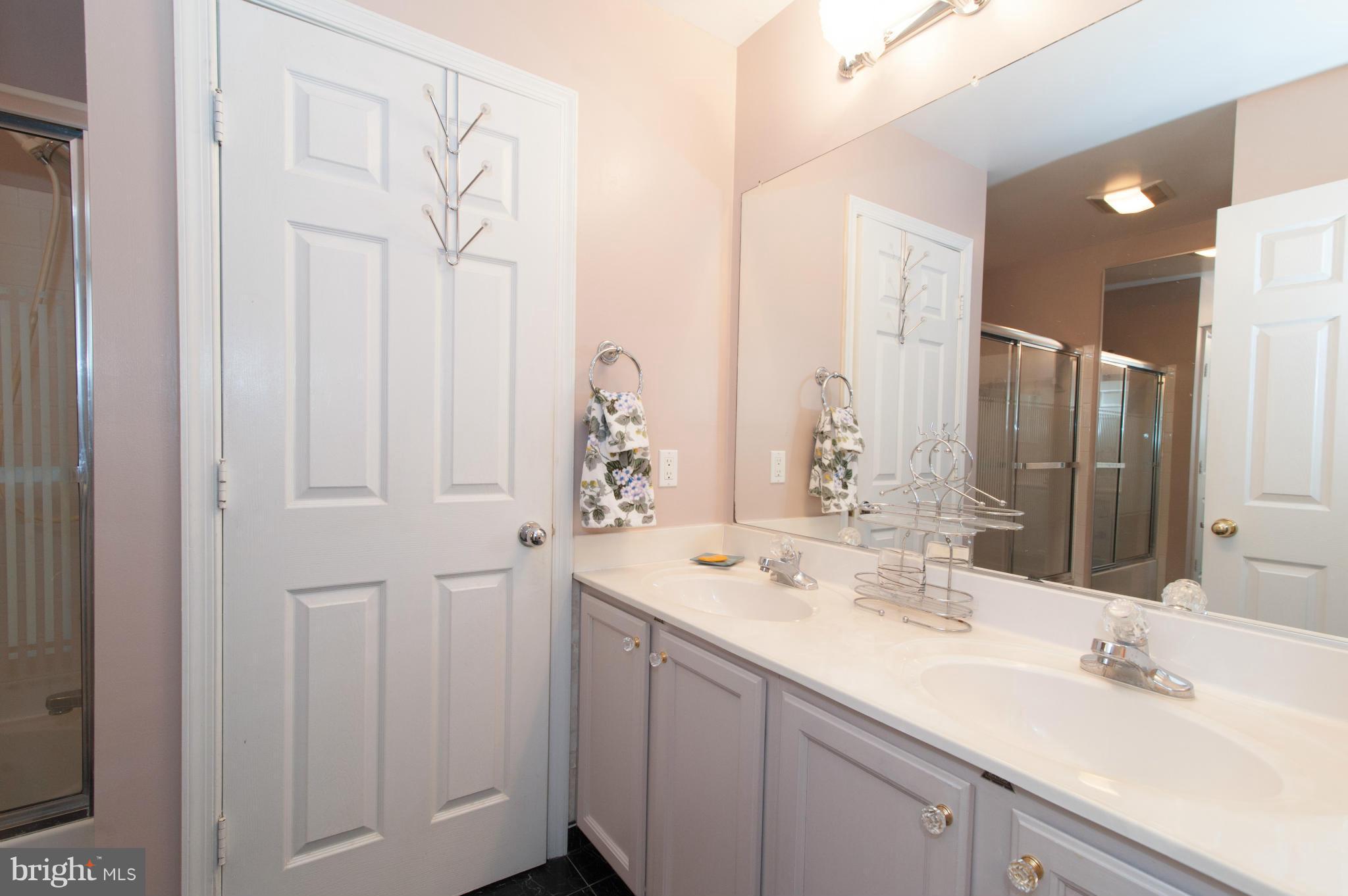 10954 Baskerville Road Reisterstown, MD 21136 - Photo 15 of 28 Bath (Master)