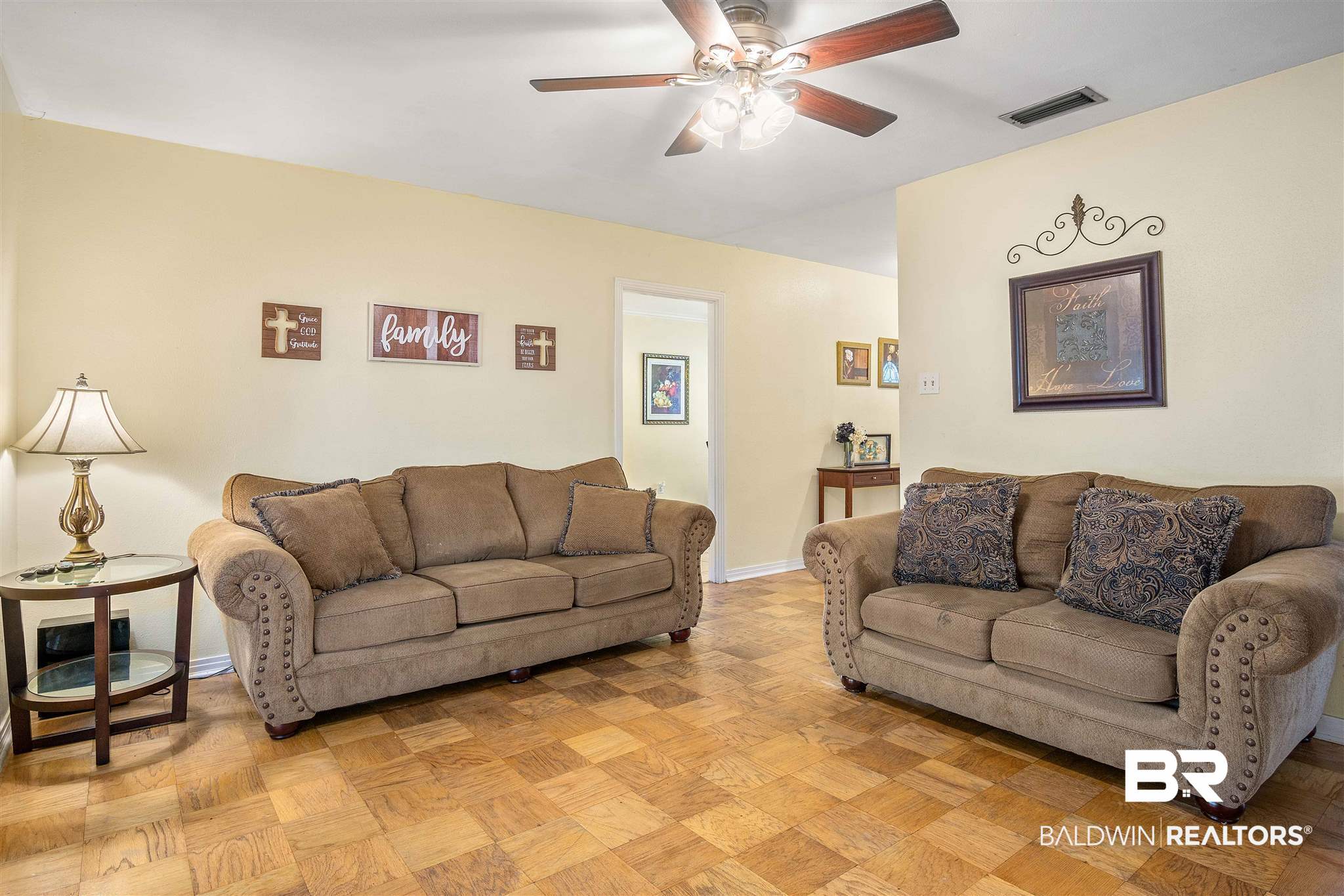 1574 Dover Street Mobile, AL 36618 - Photo 3 of 25