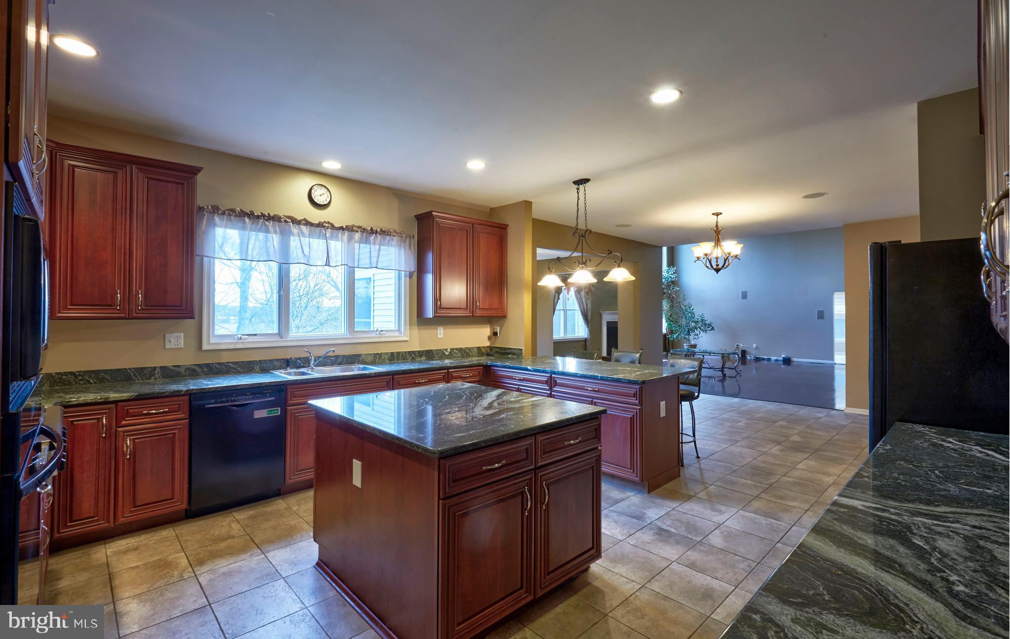 4 Millennium Drive Columbus, NJ 08022 - Photo 11 of 50 Kitchen