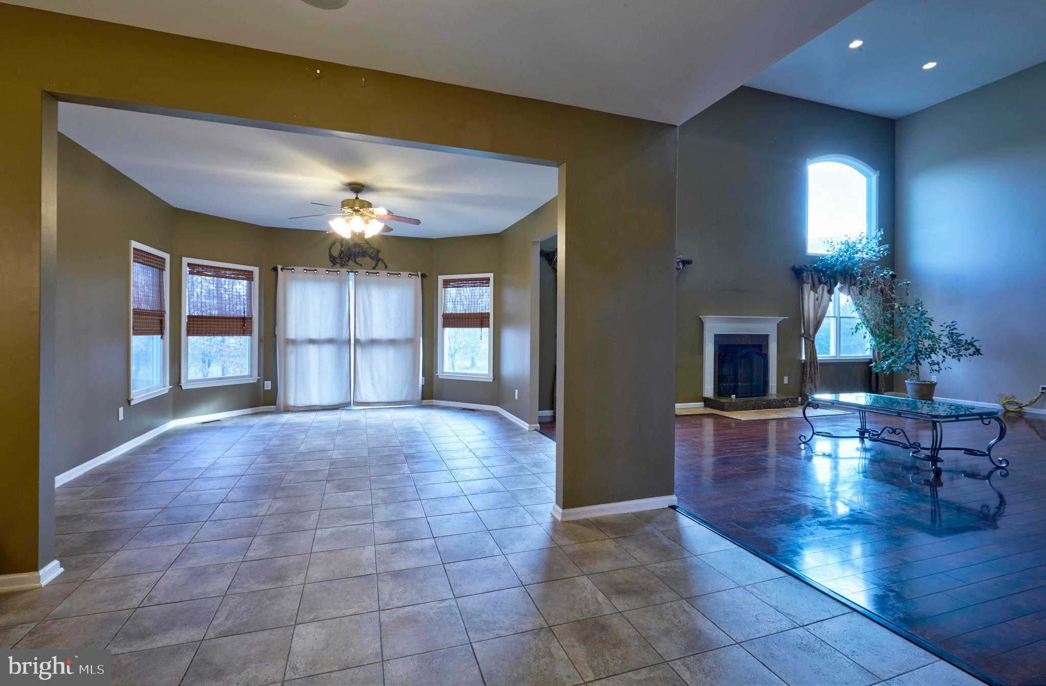 4 Millennium Drive Columbus, NJ 08022 - Photo 13 of 50 Breakfast room