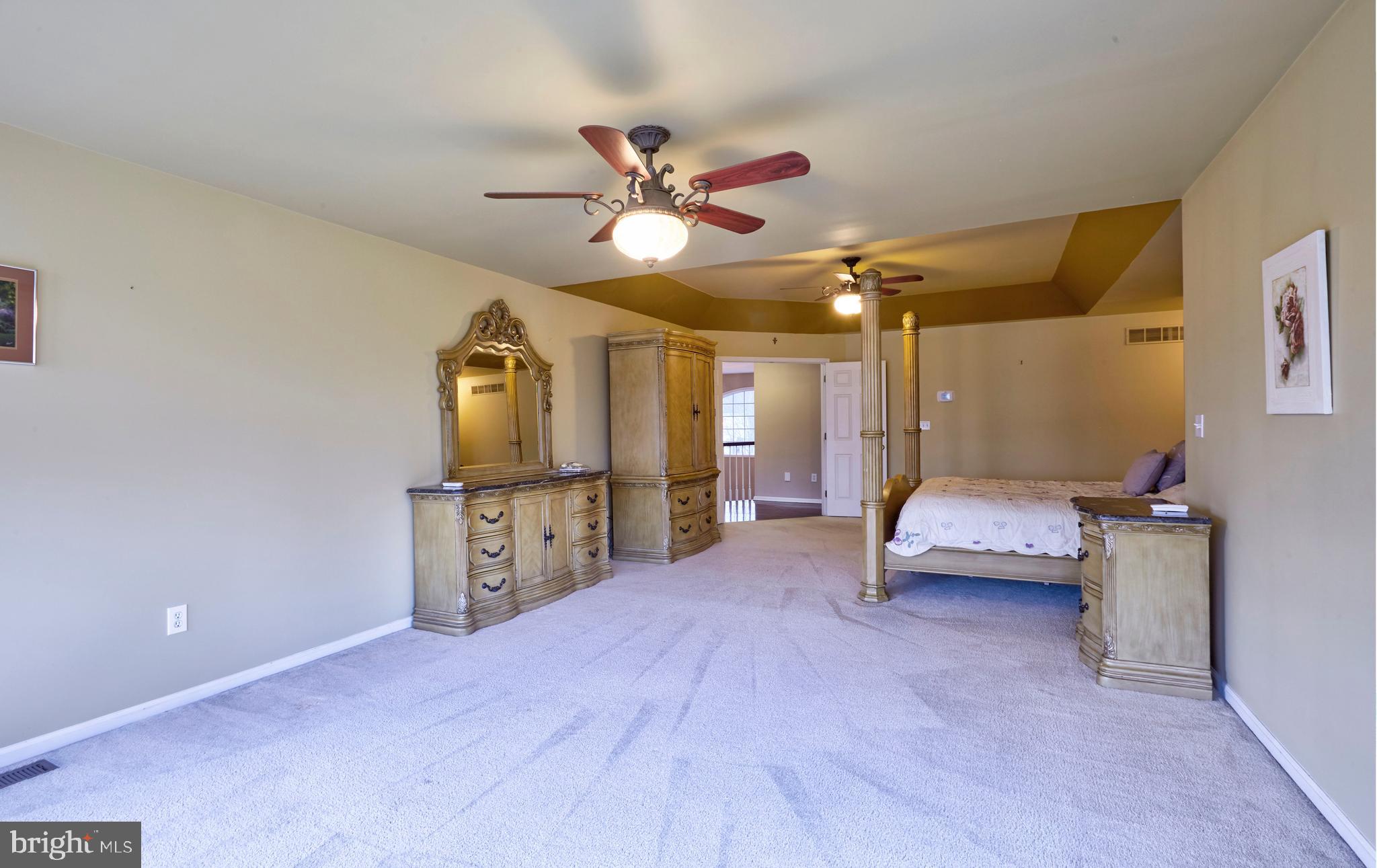 4 Millennium Drive Columbus, NJ 08022 - Photo 23 of 50 Primary Bedroom