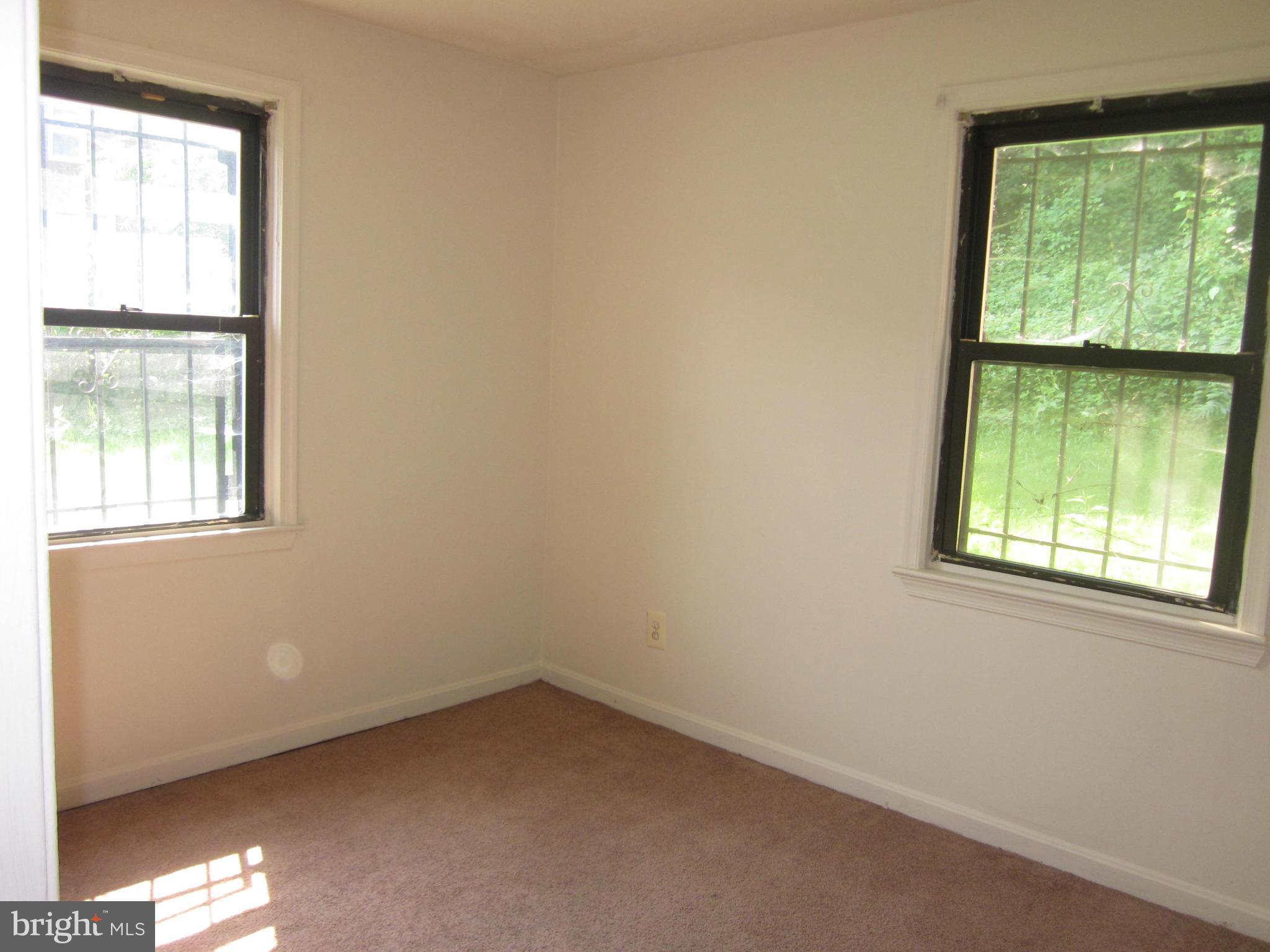 5025 Sheriff Road Northeast Washington, DC 20019 - Photo 4 of 10 Bedroom