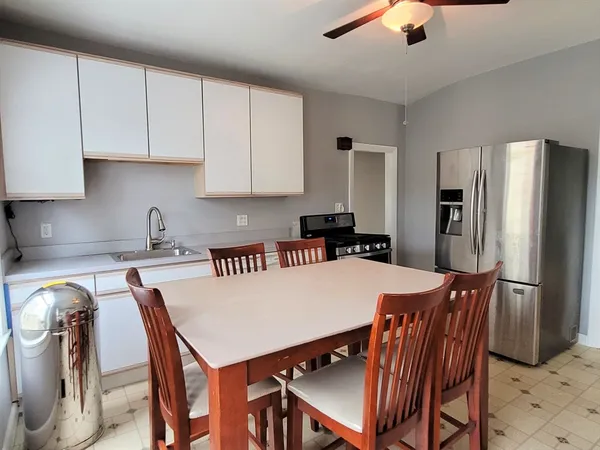 $3,200 | 25 Martin Street, Unit 1, Medford, MA 02155