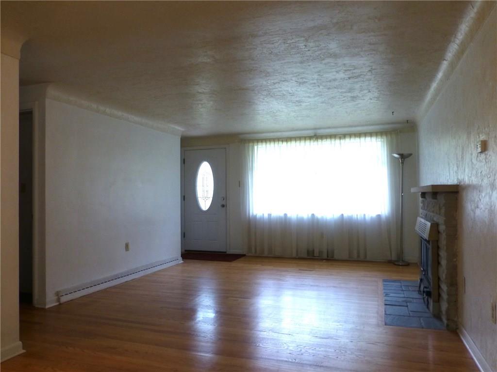 1175 Harvard Road Monroeville, PA 15146 - Photo 3 of 20 Living Room from dining area