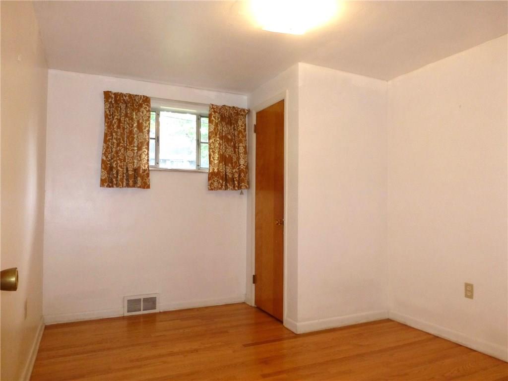 1175 Harvard Road Monroeville, PA 15146 - Photo 9 of 20 3rd Bedroom