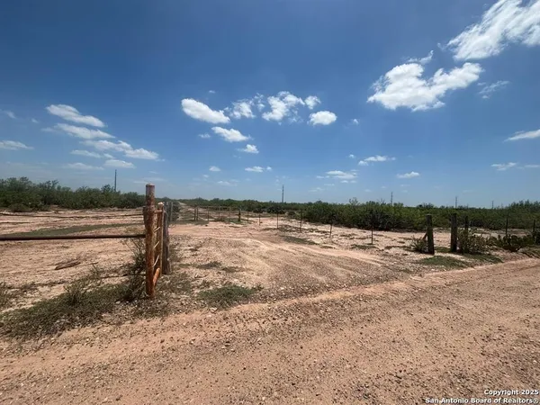 $289,000 | 34-acres Mangana Hein, Laredo, TX 78046
