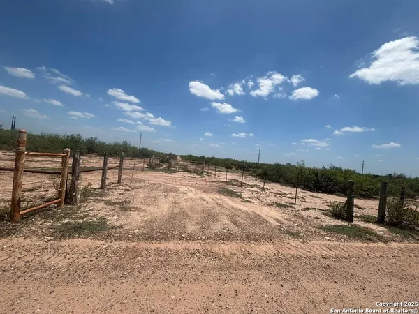 $289,000 | 34-acres Mangana Hein, Laredo, TX 78046