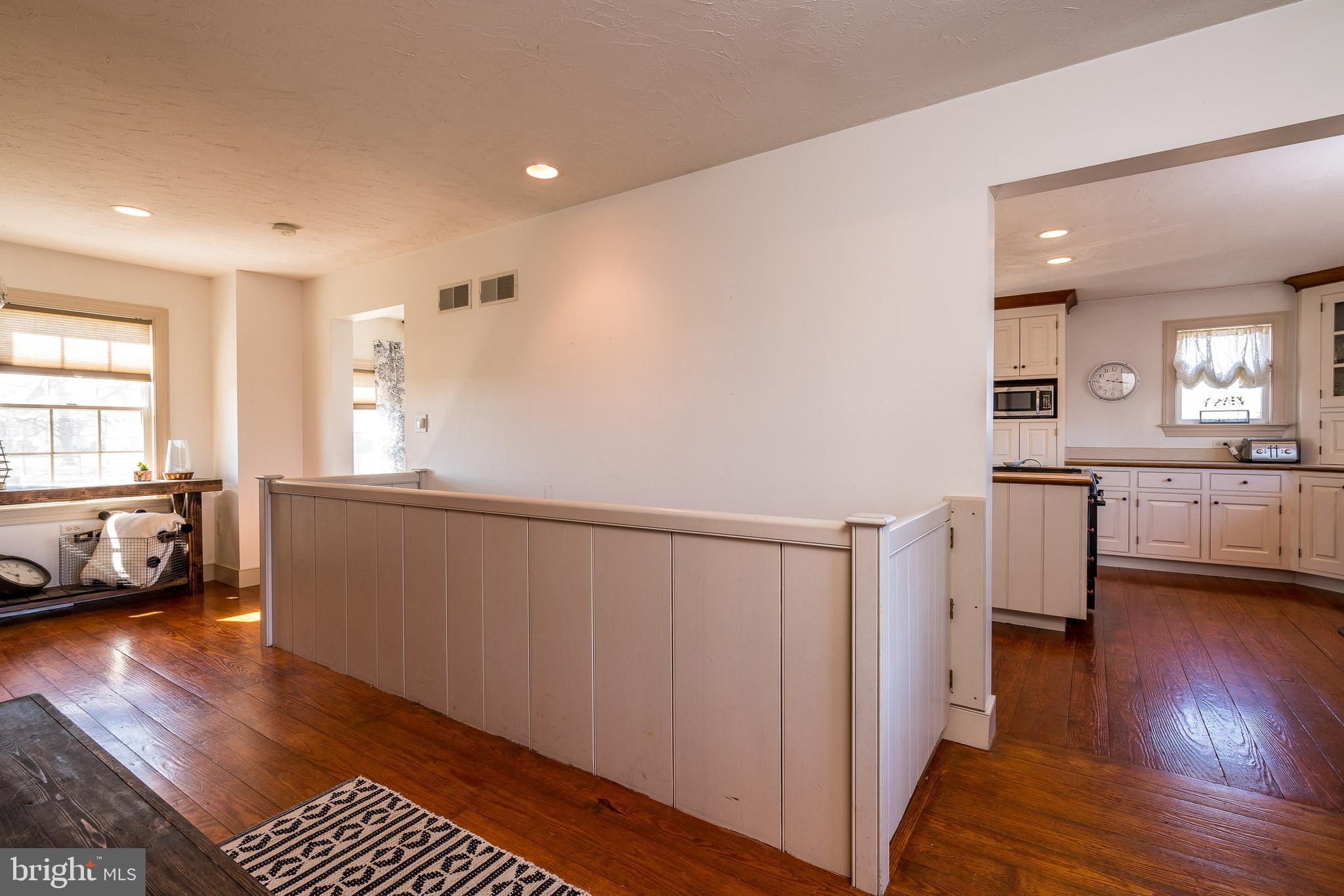 120 Short Road Stevens, PA 17578 - Photo 14 of 43 Entrance Area opens to Kitchen