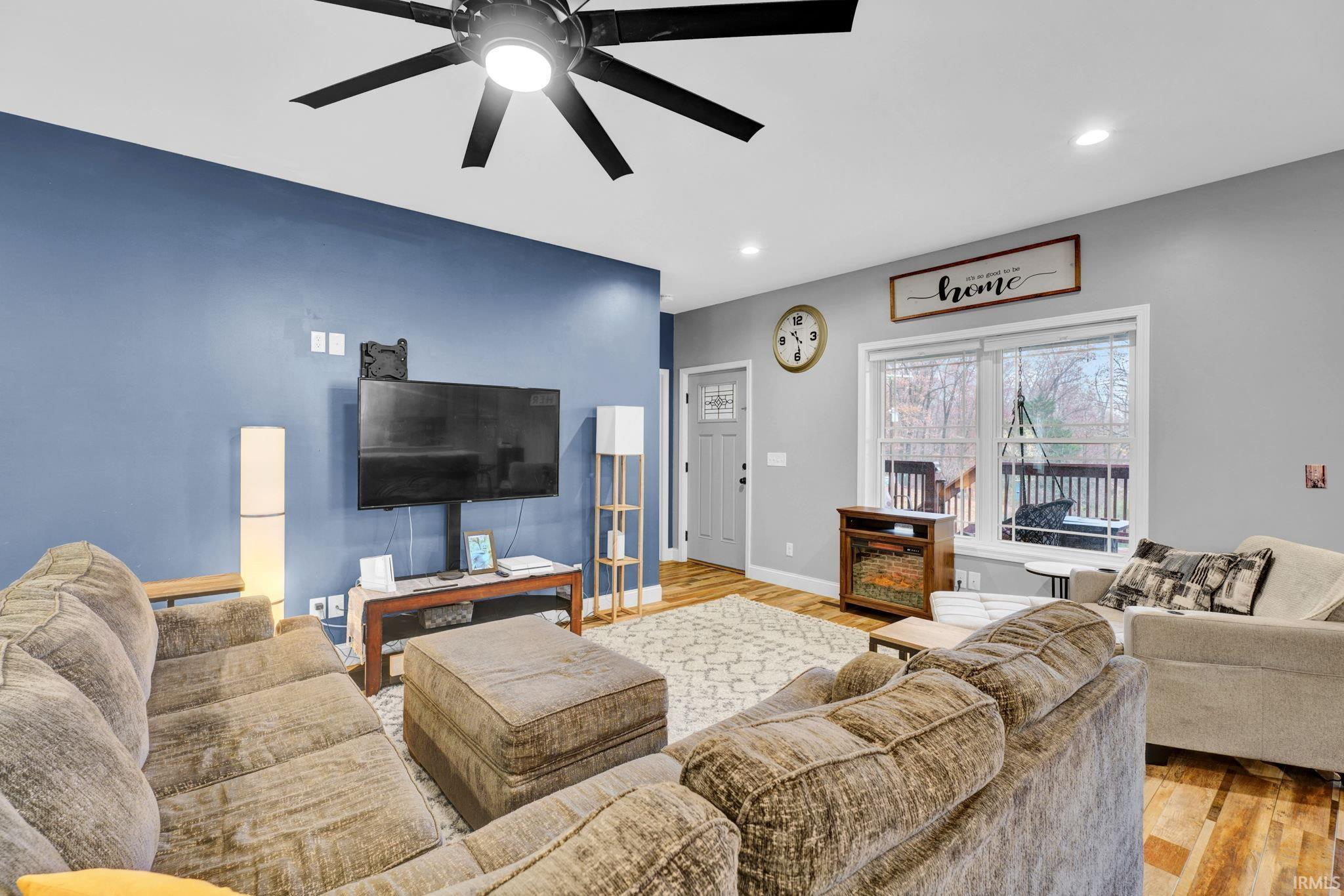 504 6th Street Bedford, IN 47421 - Photo 5 of 31