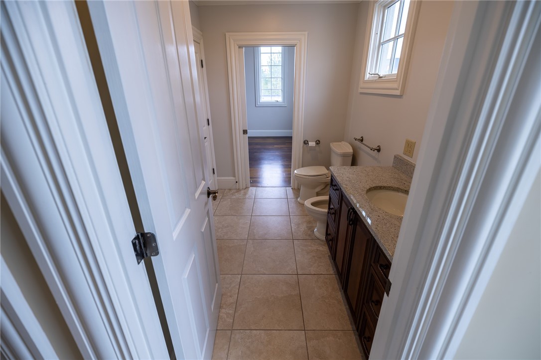 945 Westminster Street Providence, RI 02903 - Photo 18 of 37 Full bath level 1