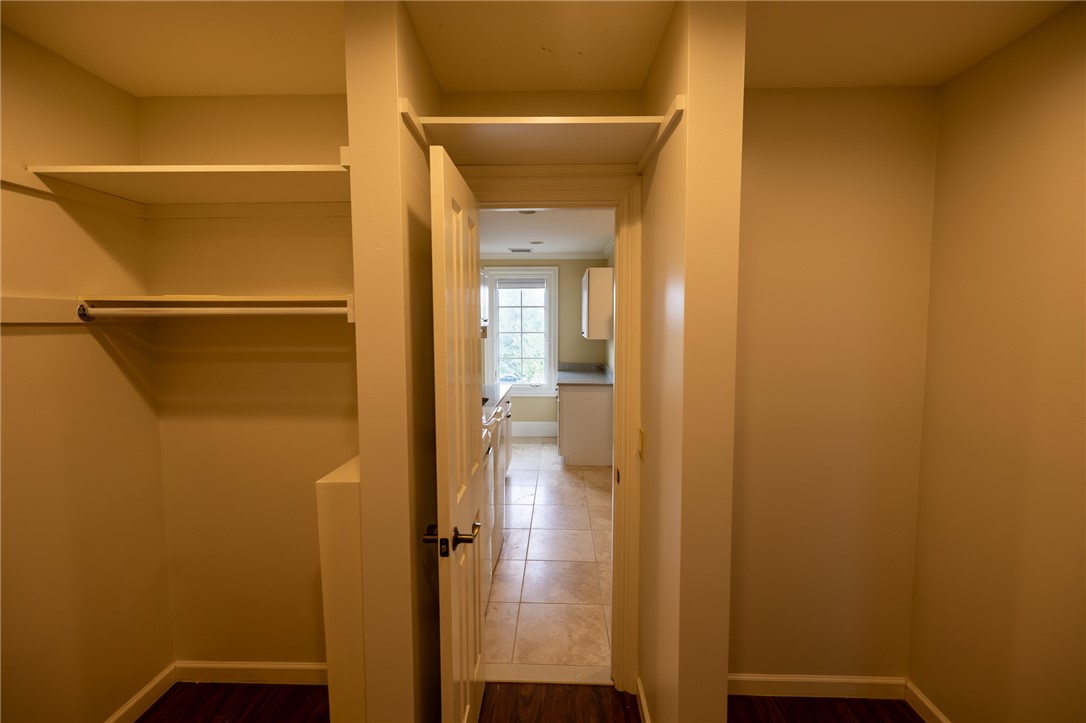 945 Westminster Street Providence, RI 02903 - Photo 29 of 37 Walk-in Closet