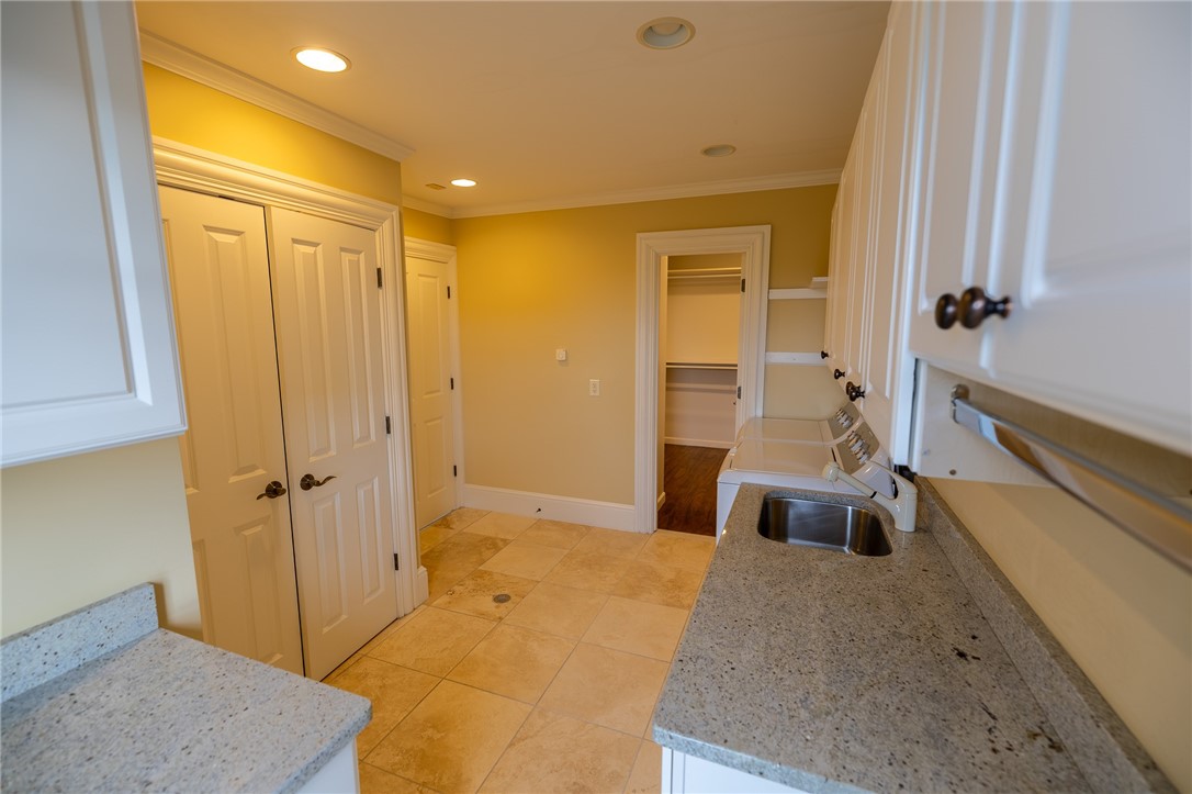 945 Westminster Street Providence, RI 02903 - Photo 31 of 37 Laundry Room