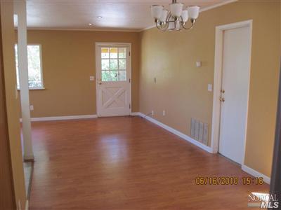 8 Perry Walk San Rafael, CA 94901 - Photo 3 of 15