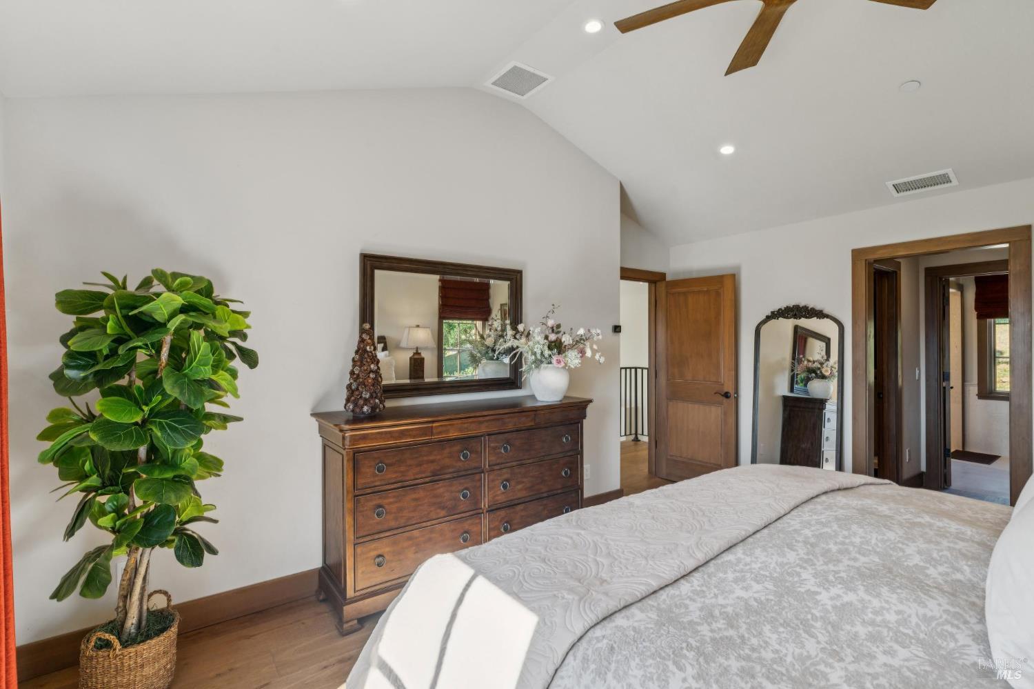 1044 Deer Park Road Deer Park, CA 94576 - Photo 23 of 56